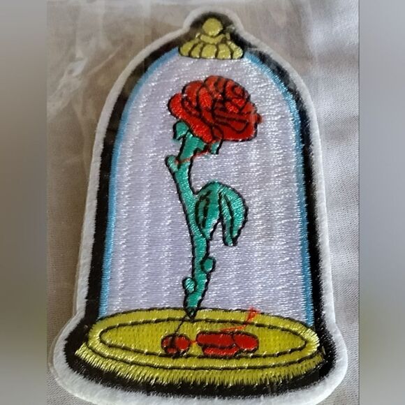 DISNEY IRON ON PATCH  BEAUTY AND THE BEAST GLASS DOMED ROSE 3"1/2" - Picture 2 of 3